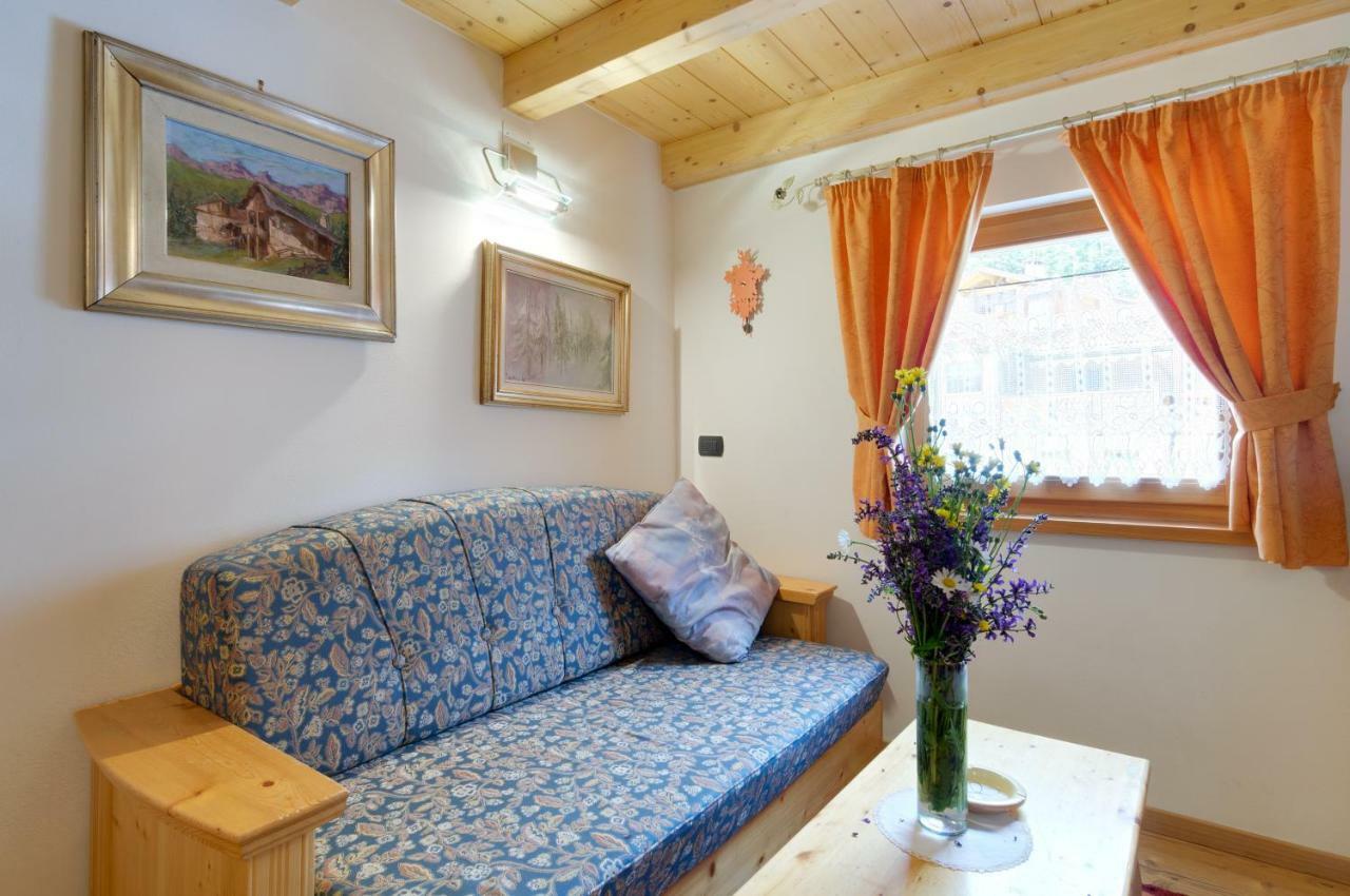 Cianbolpin Guesthouse Canazei Eksteriør bilde
